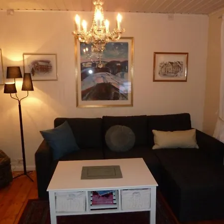 Red Old House Tromso Apartment Extérieur photo